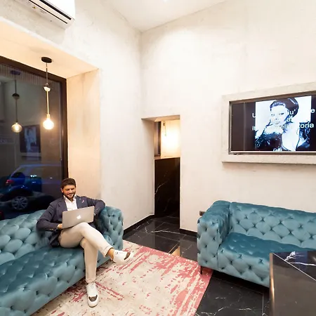 Royal House Centro, By Clapa Group 게스트하우스 3*