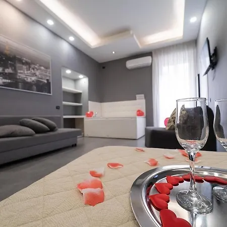 Royal House Centro, By Clapa Group