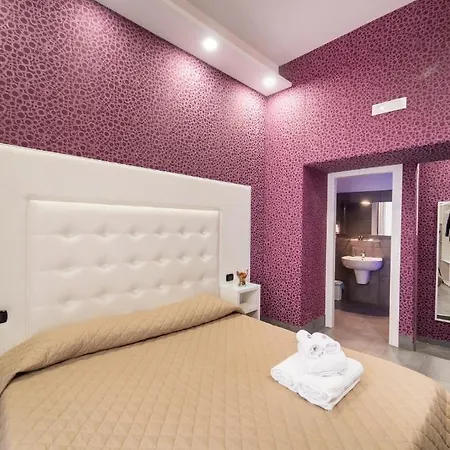 Royal House Centro, By Clapa Group 게스트하우스 나폴리